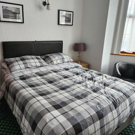 Queens Guest House Beeston  Buitenkant foto