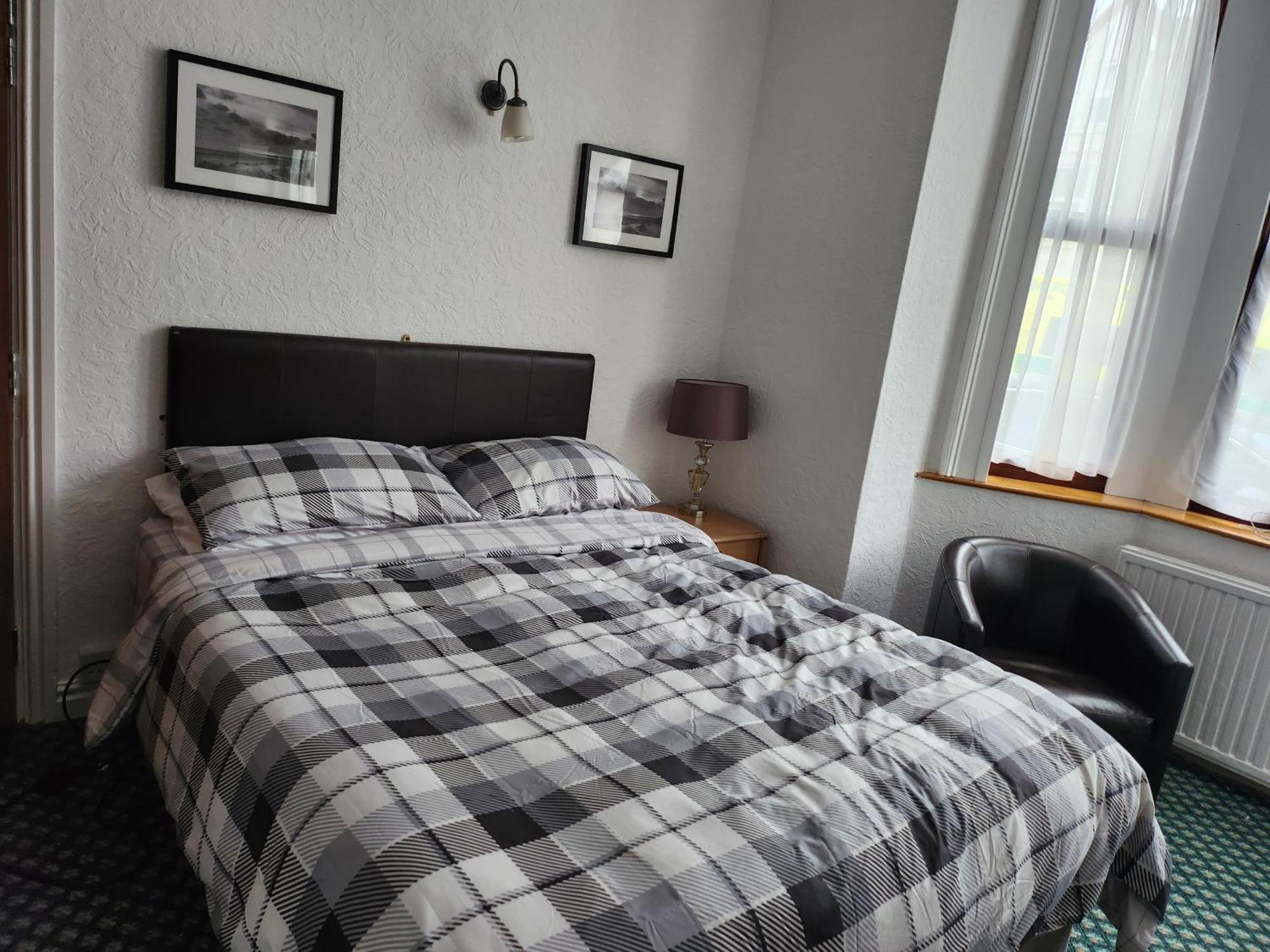 Queens Guest House Beeston  Buitenkant foto