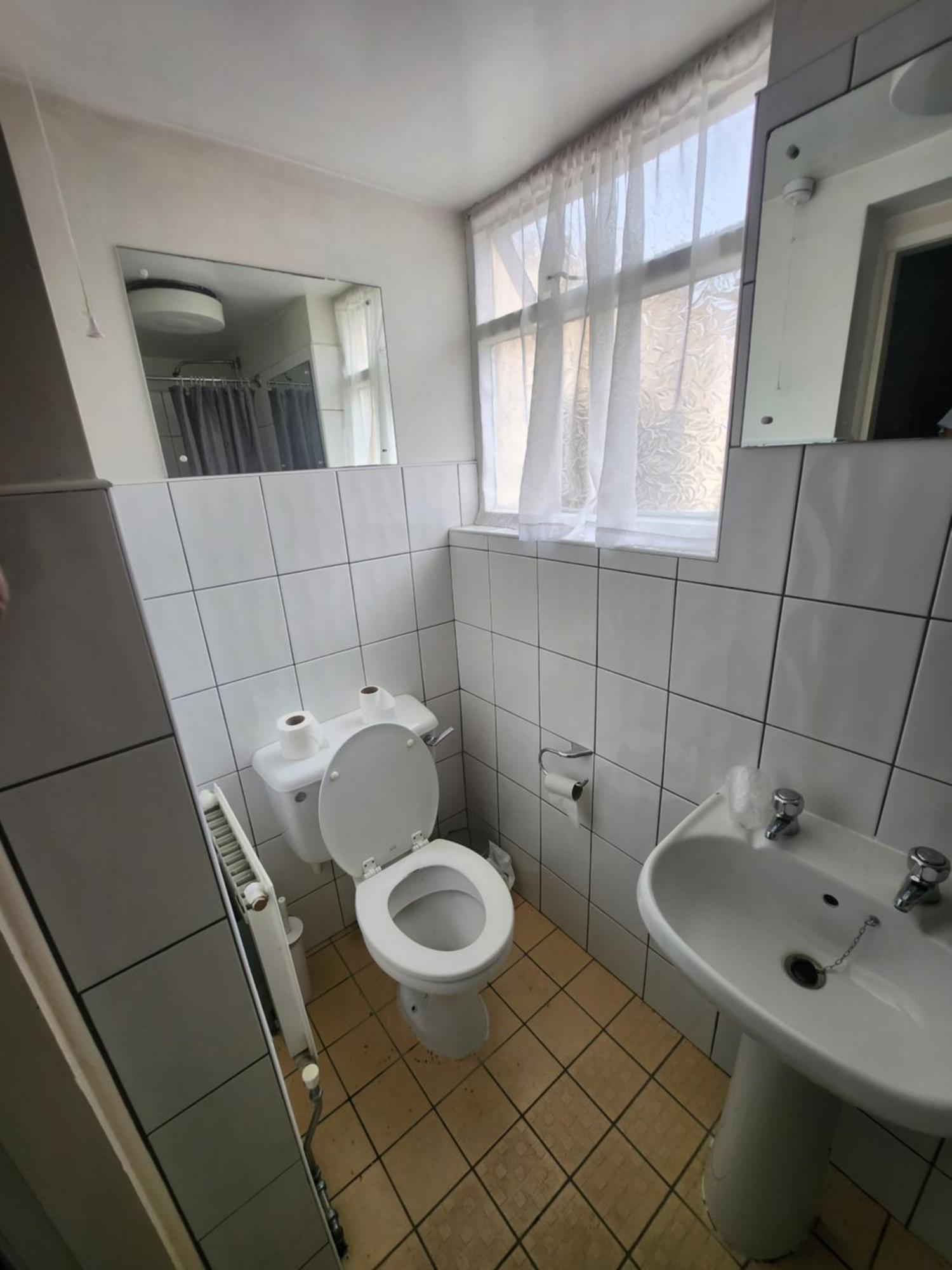 Queens Guest House Beeston  Buitenkant foto