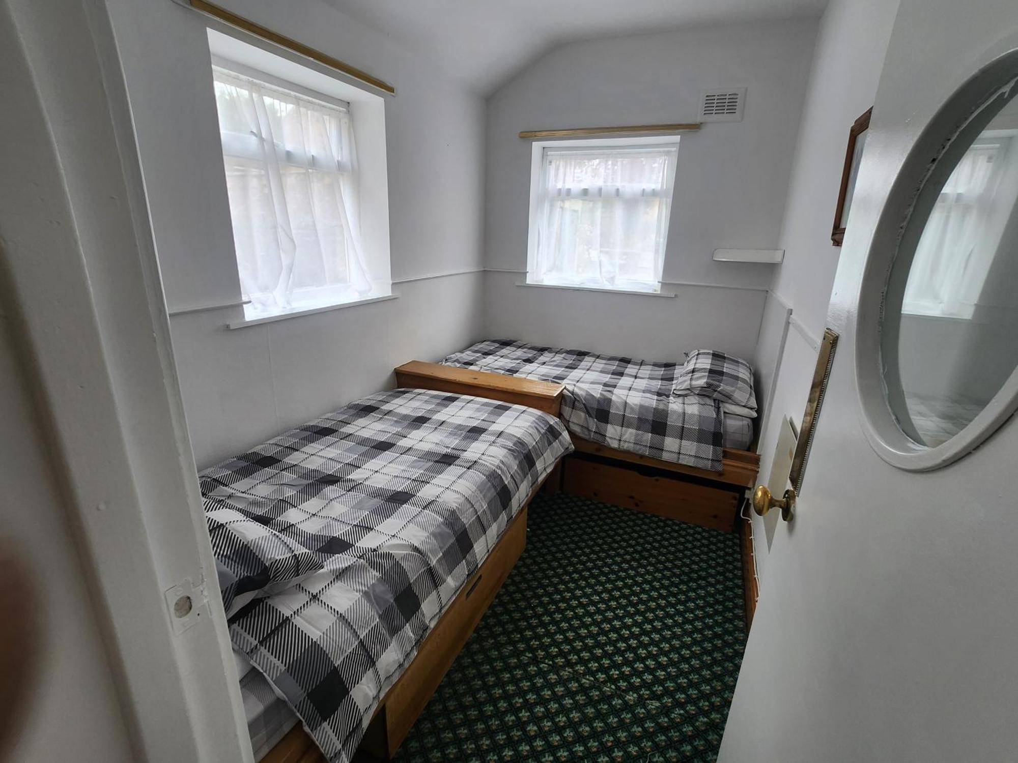 Queens Guest House Beeston  Buitenkant foto